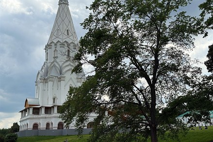 Музей-заповедник Коломенское в нескольких километрах от ЖК Левел Нагатинская
